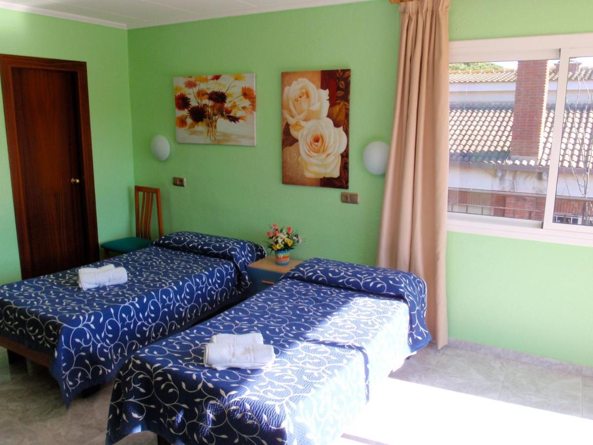 Hotel Rodsan Suizo Castelldefels Zimmer foto